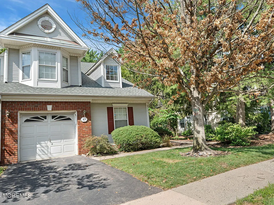 43 Sapphire Ln #418