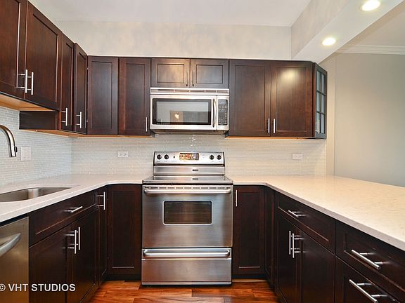 4th image of 1560 N Sandburg Ter APT 1904J
