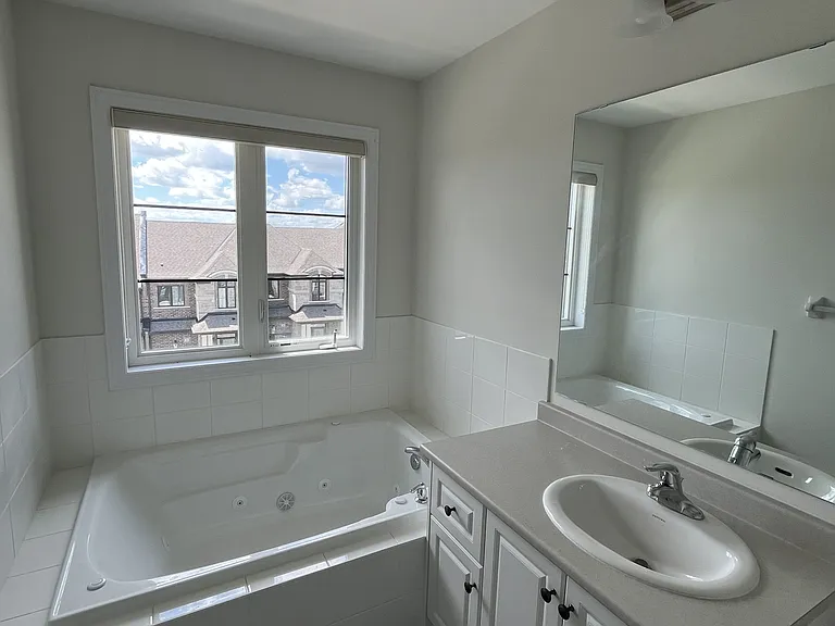 23 Verbena St — Photo 16