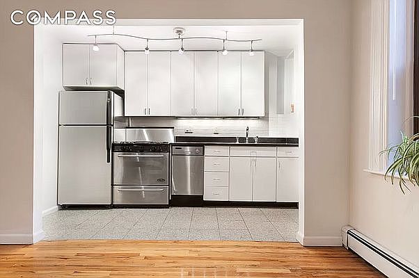 2nd image of 192 Berkeley Pl #1