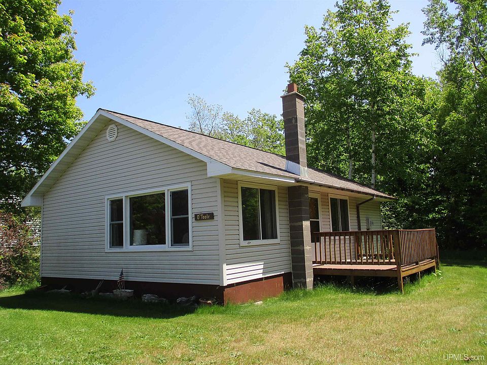 1st image of 102 Lakeshore Dr