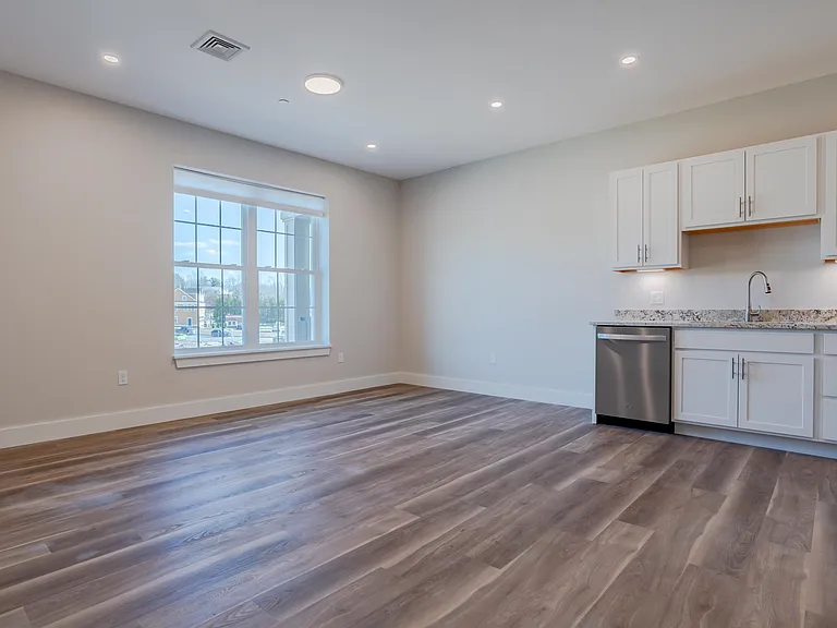18 Sullivan St #202 — Photo 3