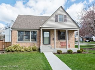 54 E Daniels Rd, Palatine, IL 60067