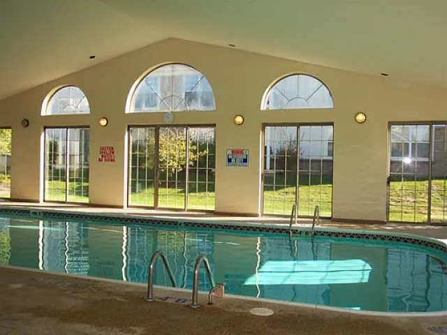 Brookwood Farms Apartments — Photo 24