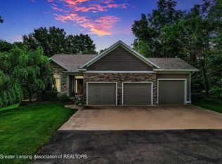 6038 Valley Trl, Dimondale, MI 48821