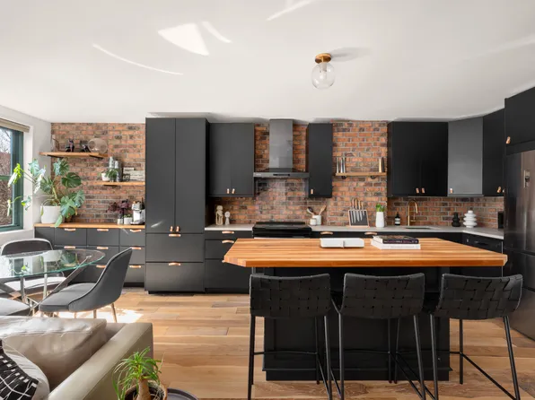 137 Barrow Street 4A image 1 of 7