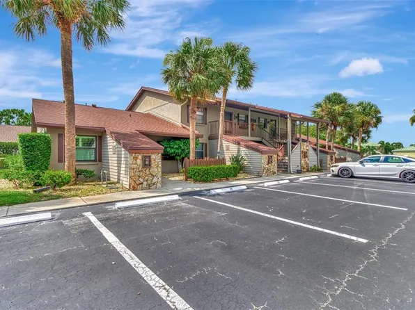 935 Capri Isles Blvd APT 53, Venice, FL 34292