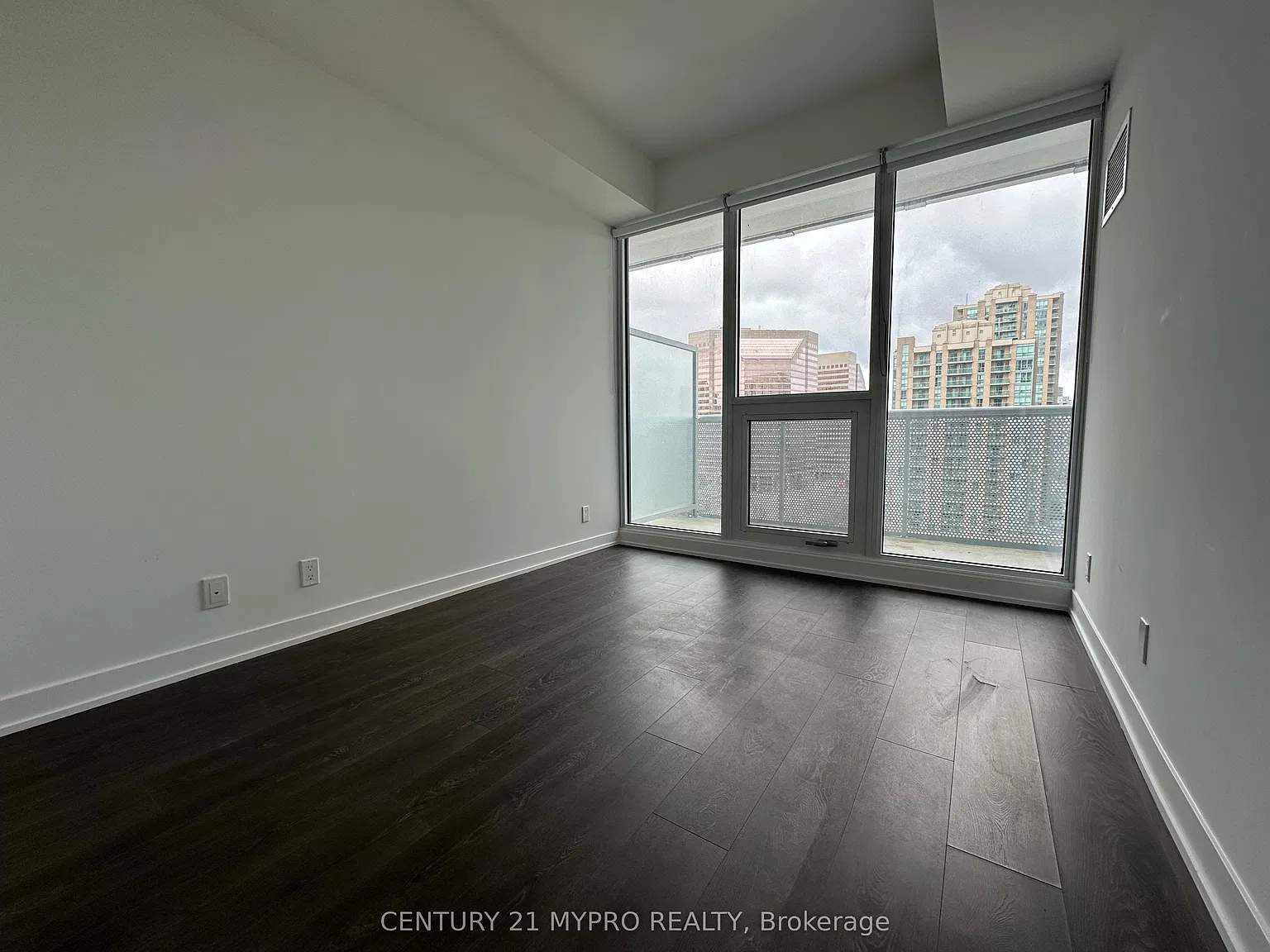 1 bed, $2,200 — Photo 4