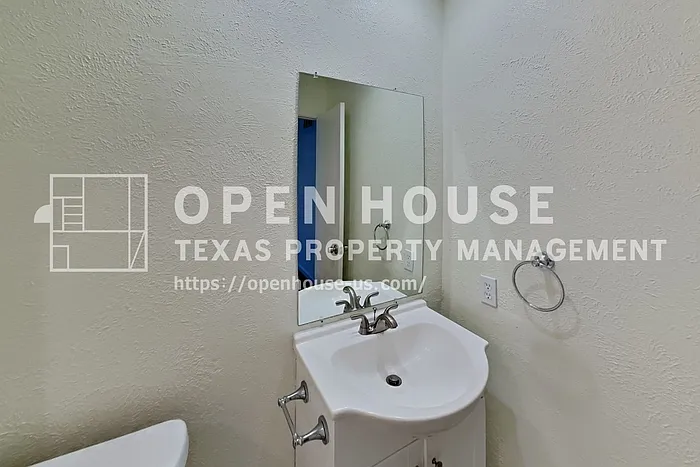 5045 Thompson Dr — Photo 11