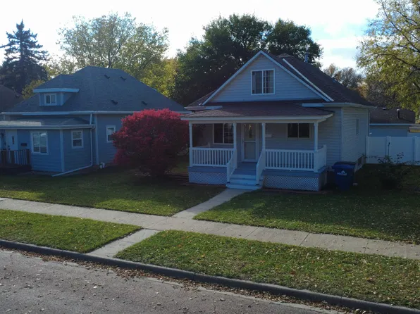 611 N Wisconsin St, Mitchell, SD 57301