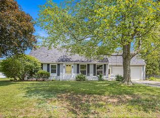 7666 Chickadee Dr, Jenison, MI 49428