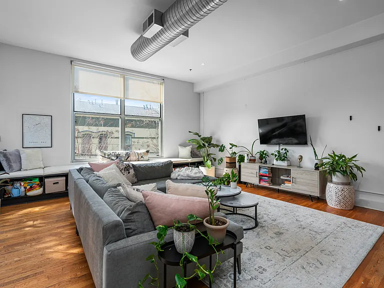 15 Waddell St NE #205 — Photo 7