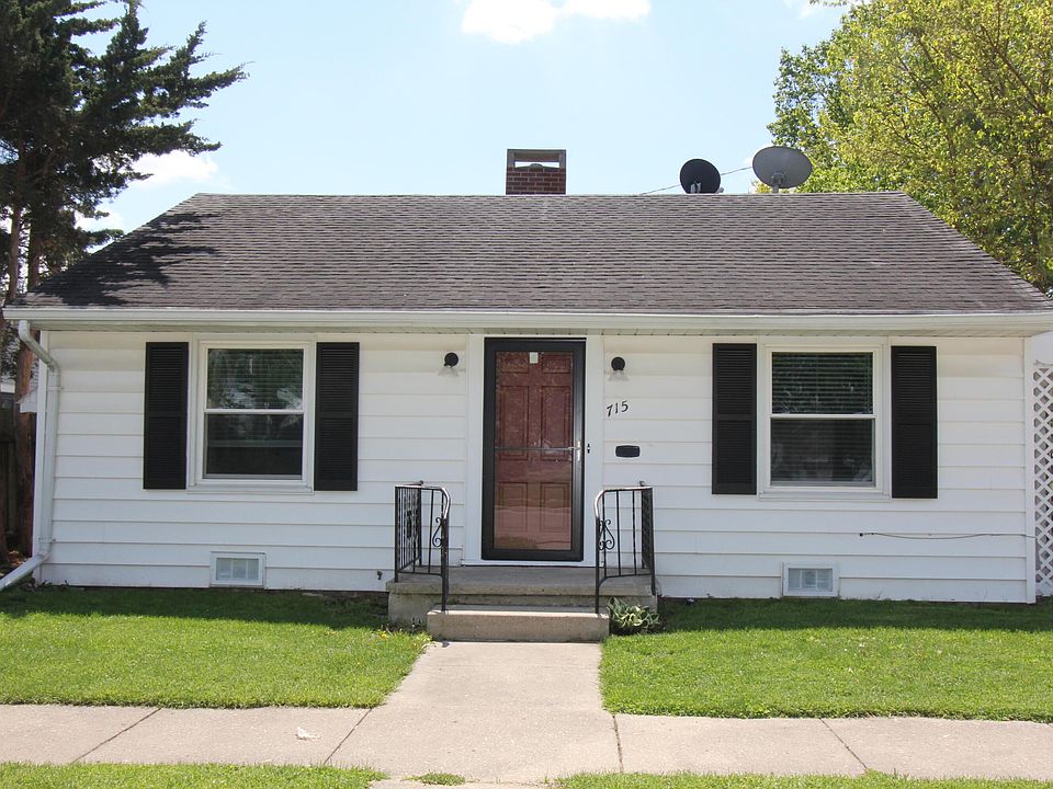 1st image of 715 W North St