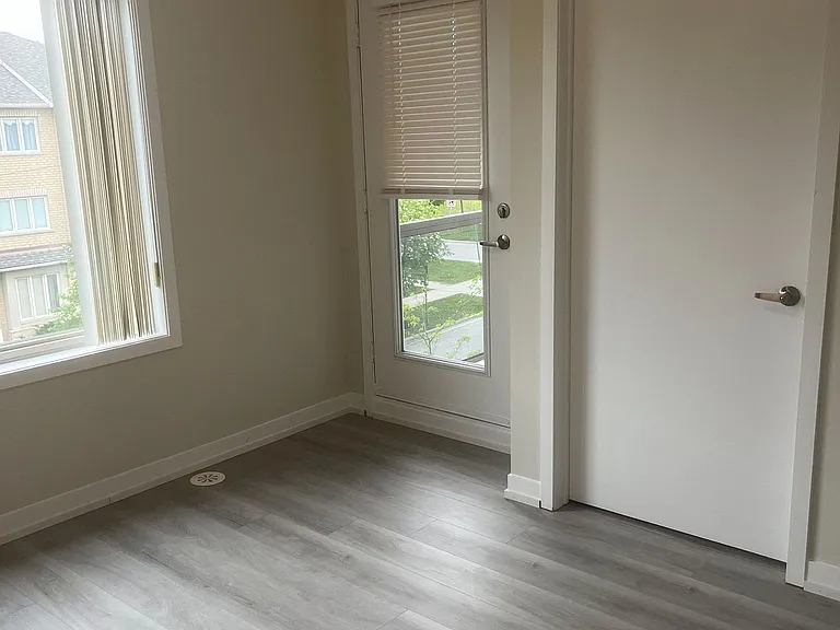70 Orchid Place Dr #2 — Photo 8