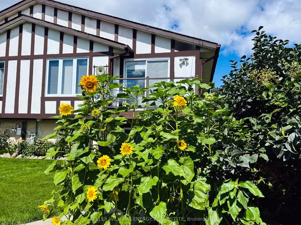 106 AA Wellington Main St, Prince Edward County, ON K0K 3L0