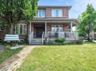 4 Sunnyview Rd, Brampton, ON L7A3E3