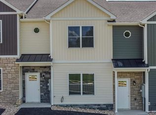 686 Zephyr Dr, Rockingham, VA 22801