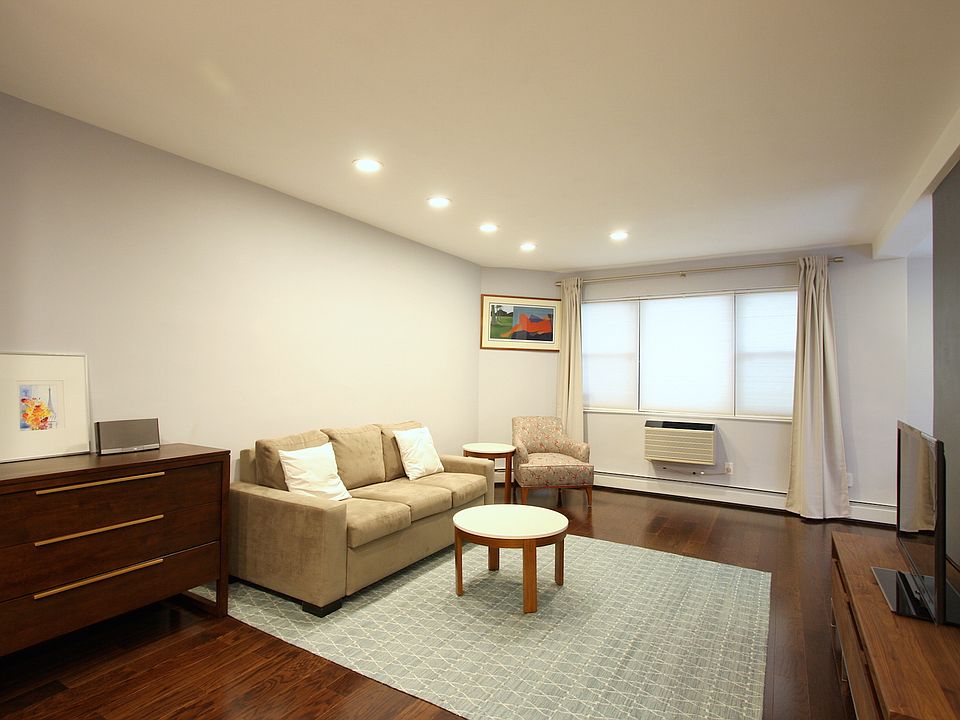 1st image of 5 Schenck Ave APT 1E