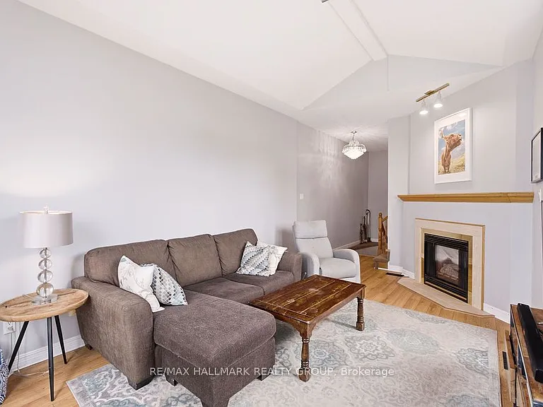 1542 Tonilee Dr — Photo 25