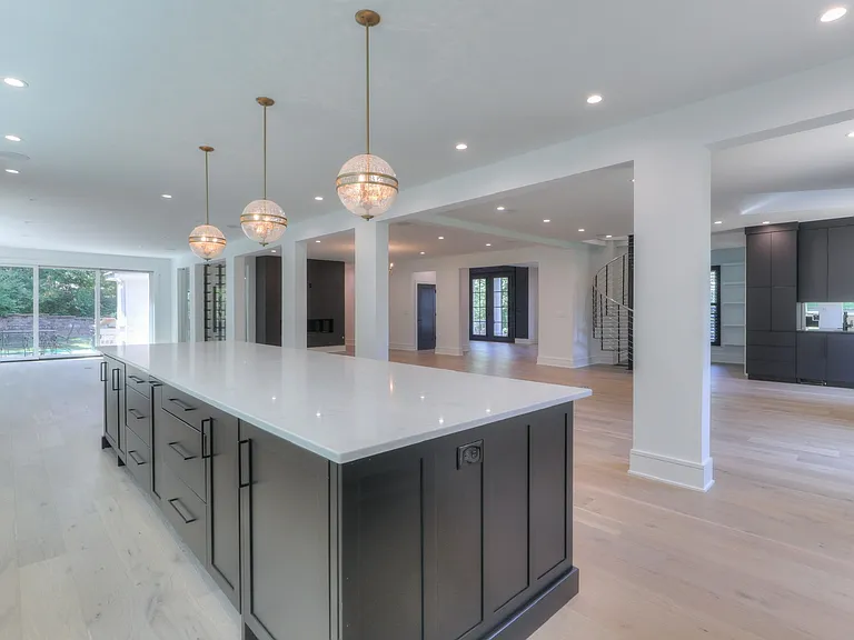 5095 Heathrow Blvd — Photo 5