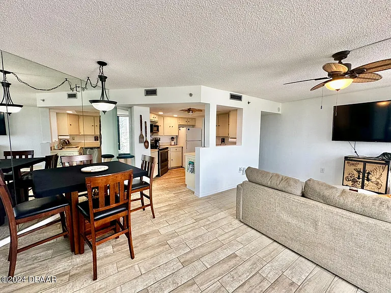 1 Oceans West Blvd #4B5 — Photo 11