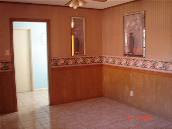 3rd image of 1107 Verna Dr