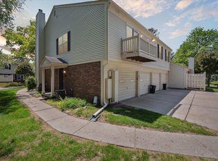 2128 Hidden Meadows Dr UNIT D, Walled Lake, MI
