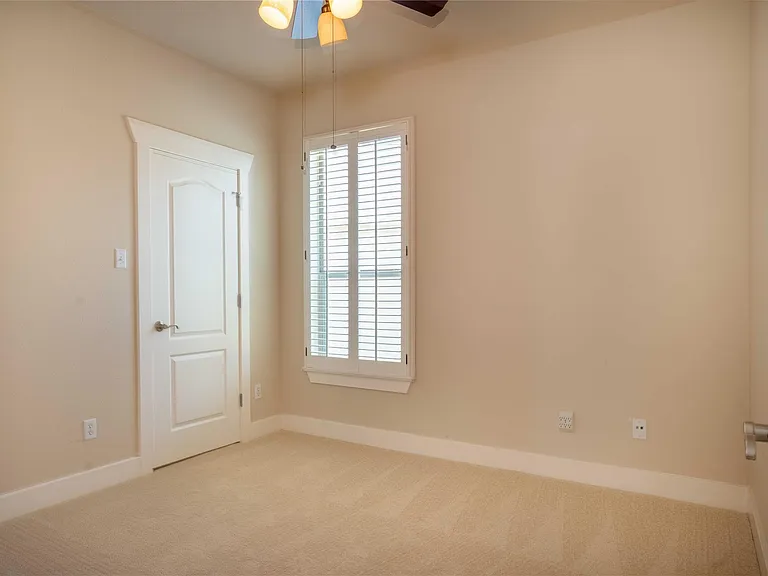 210 Rivulet Ln — Photo 24