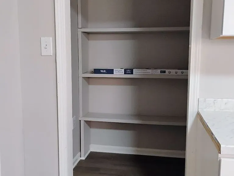 1402 Gold Ave — Photo 10