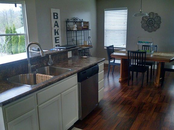 5th image of 8339 W H Ave