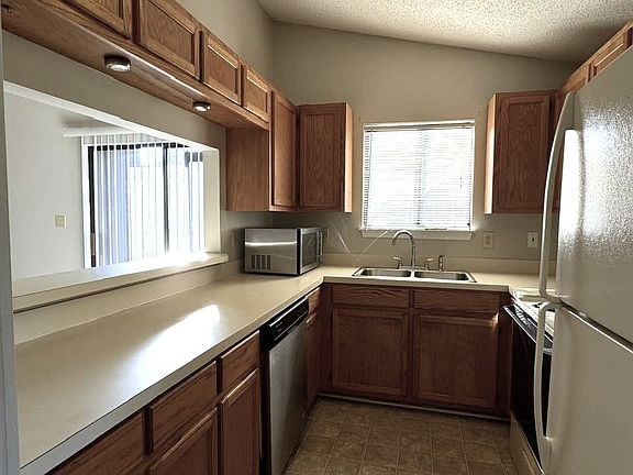 2nd image of 322 Mallard Head Ln #322