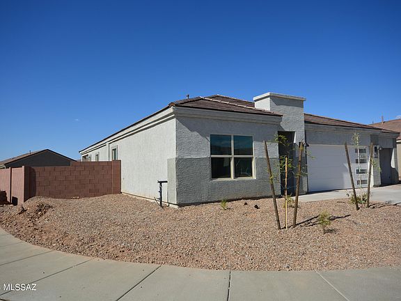 3rd image of 12554 W Old Farm Dr