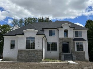 11914 Encore Ct, Shelby Township, MI 48315
