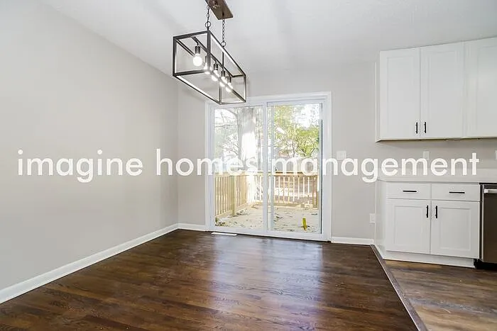 10010 W Moody Park Dr — Photo 3