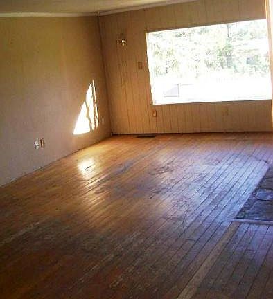 4th image of 512 E Gunnison Ave