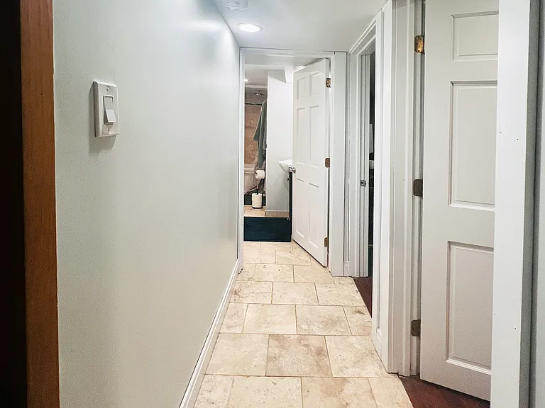 2323 W Dickens Ave #1 — Photo 20