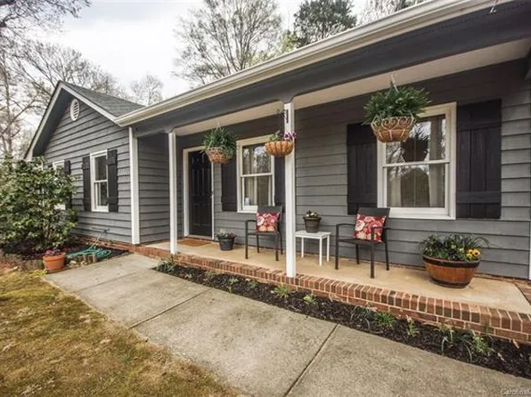 1114 Winterwind Ct, Charlotte, NC 28213