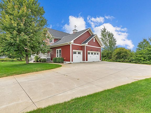 3rd image of 3319 Old Creekway NE