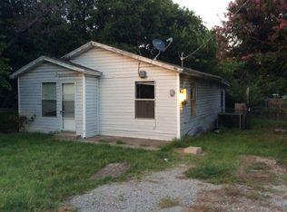 206 Hobson St, Weatherford, TX 76086