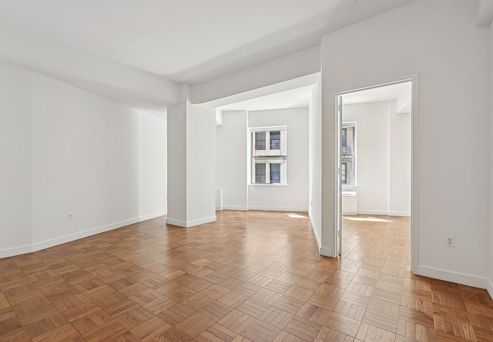 1st image of 20 Exchange Pl APT 524