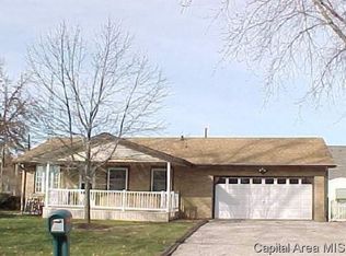 337 N Water St, Rochester, IL 62563