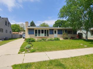1367 8 1/2 Ave SE, Rochester, MN 55904