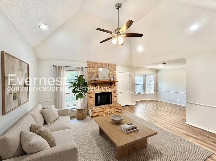 7316 Glen Haven Dr — Photo 3