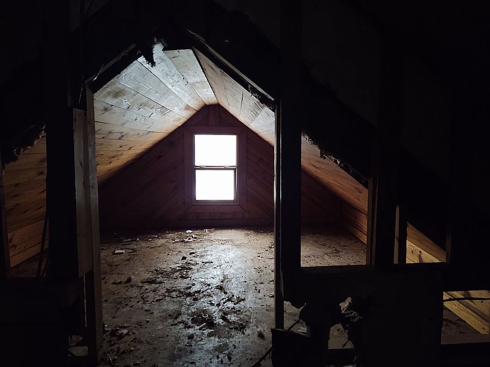 1st image of 1045 Jean Ave