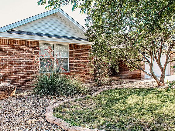 4th image of 2317 Reese Dr