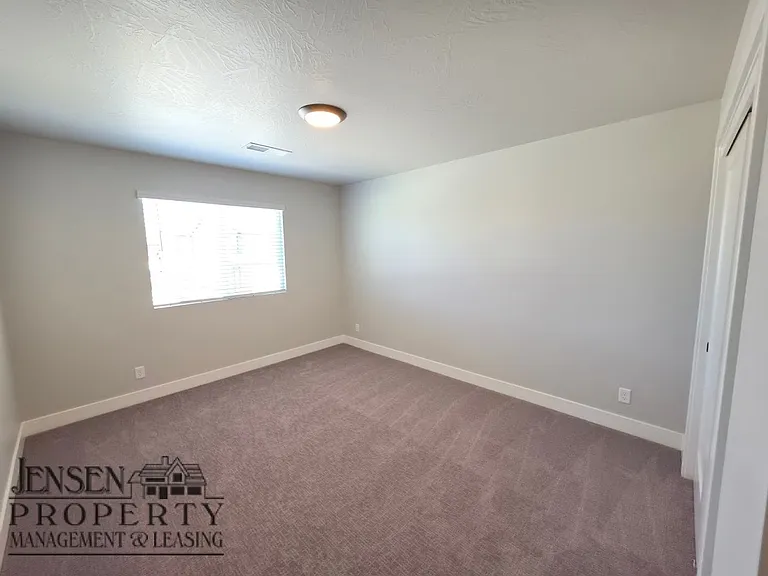 3984 E Fossil Way — Photo 14