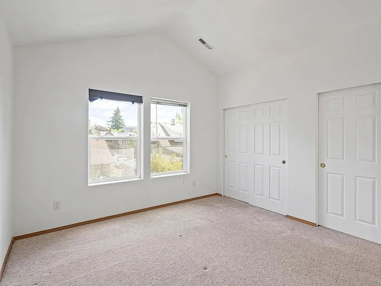3328 NE 74th Ave — Photo 23