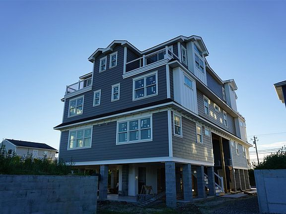 2nd image of 1016 Landis Ave
