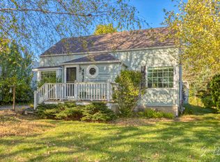 4812 Barnard Mill Rd, Ringwood, IL 60072