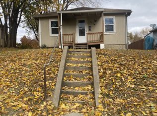 1174 Randolph St, Leavenworth, KS 66048